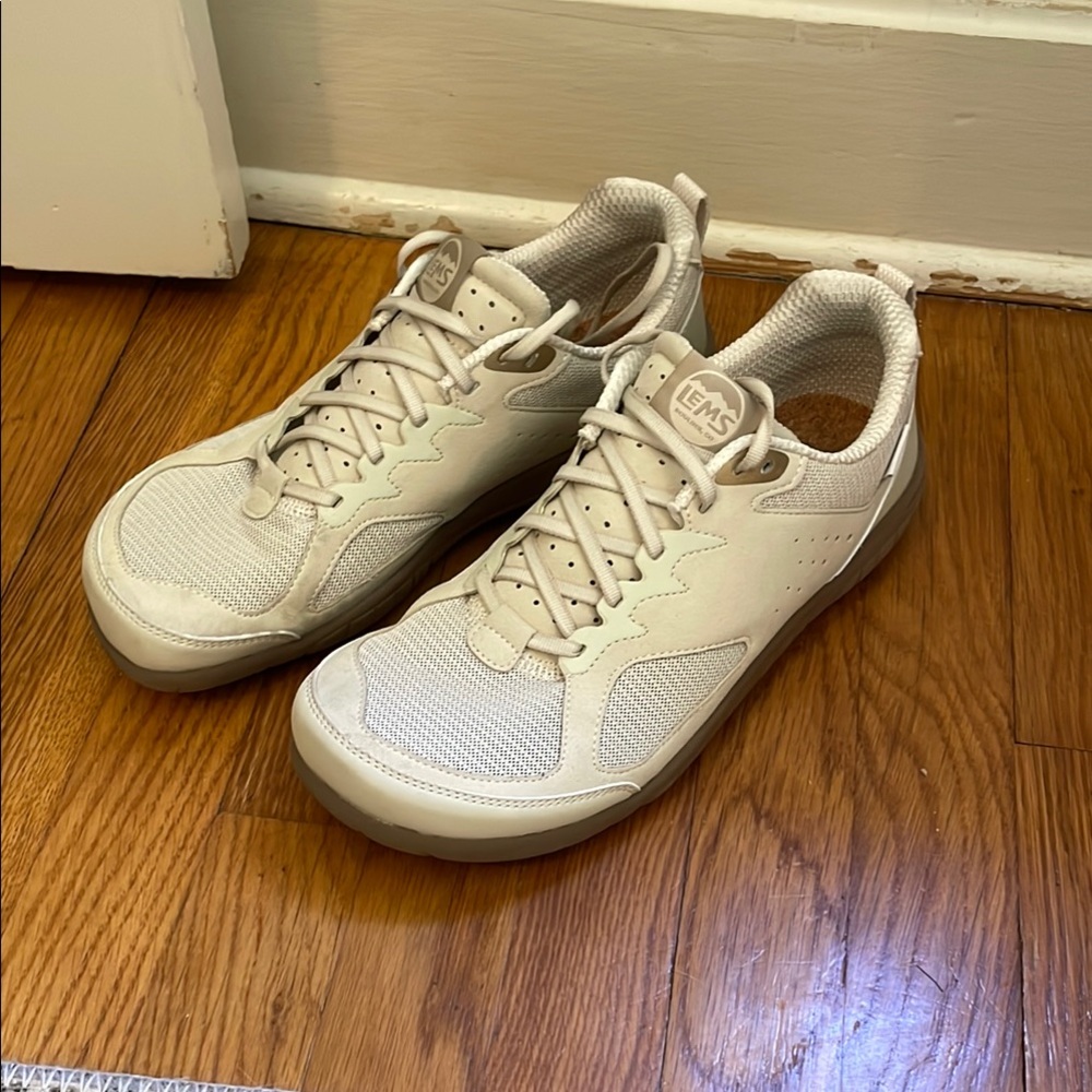 Mens Beige Everyday Athletic Sneakers